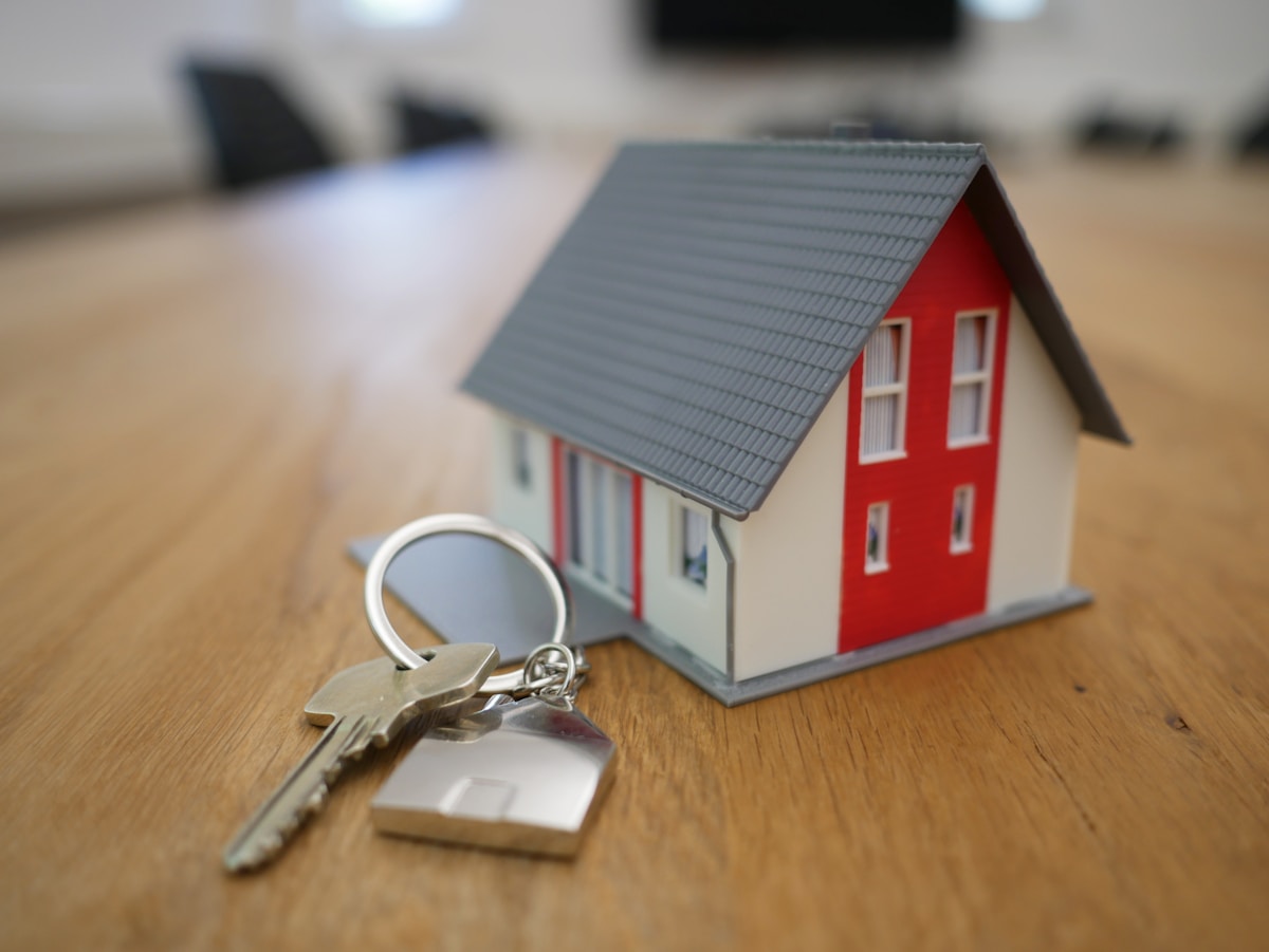 Real Estate Due Diligence: Essential Checklist for Buyers